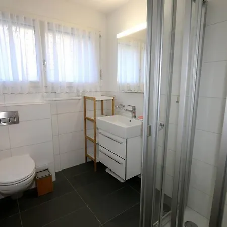 Apartment Perrine Garden - Cozy With Private Garden Saas-Fee