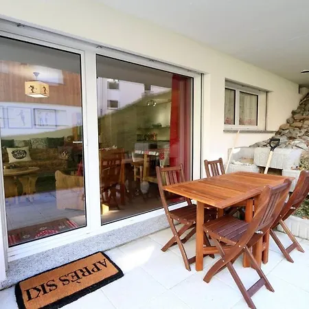 Apartment Perrine Garden - Cozy With Private Garden Saas-Fee