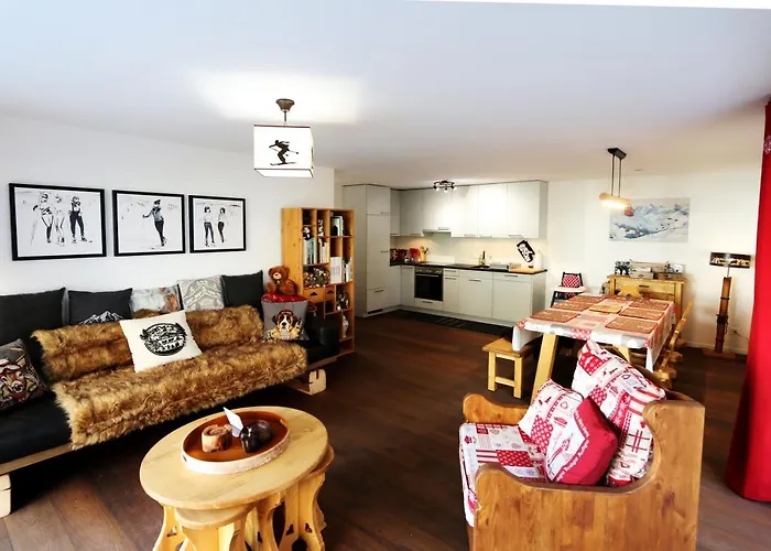 Perrine Garden - Cozy With Private Garden